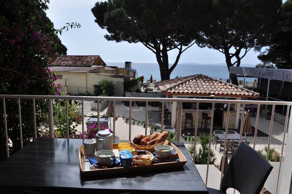 Hotel De La Plage Le Lavandou Szoba fotó